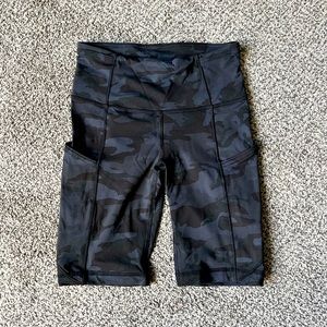 Lululemon biker shorts